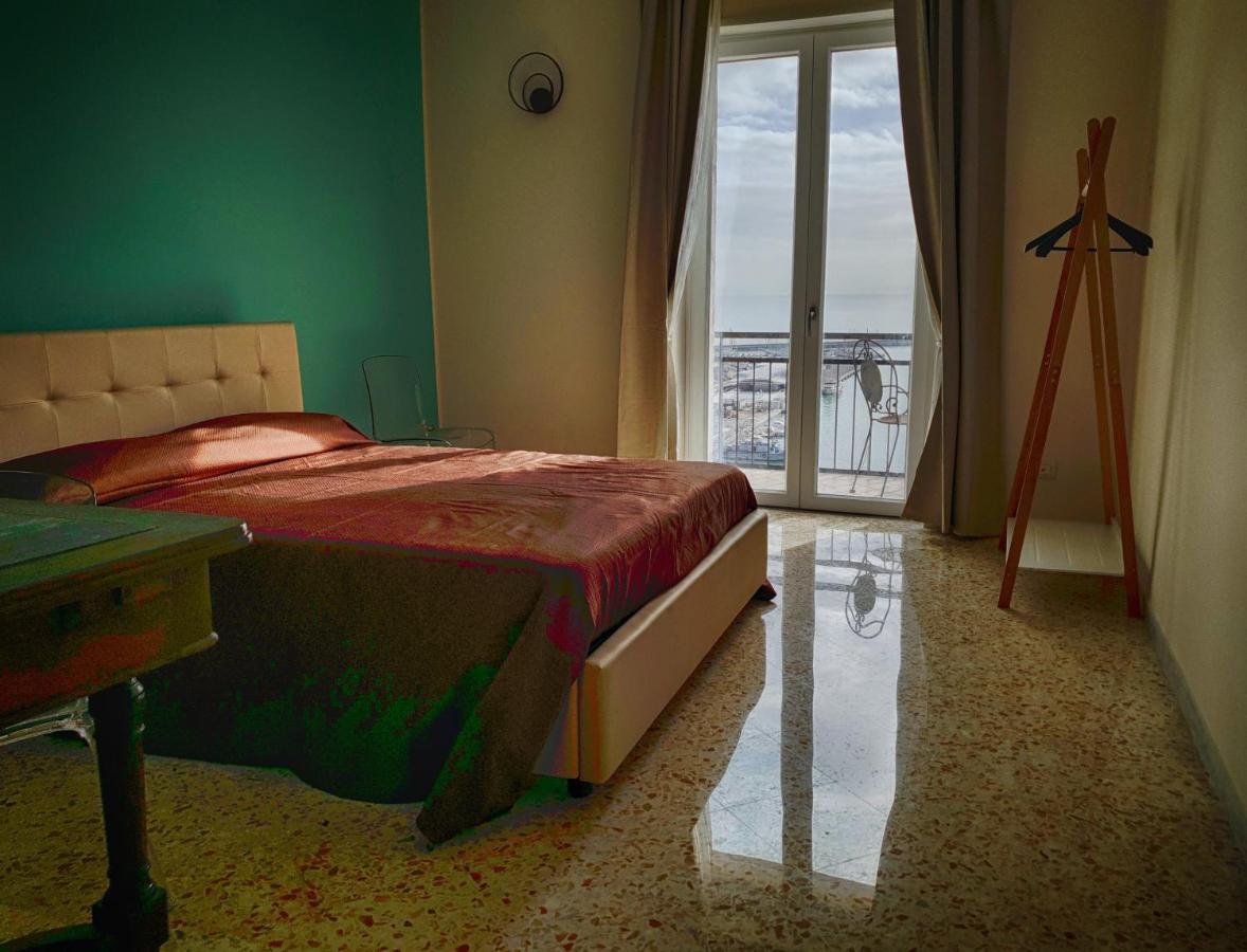 Bed and Breakfast Casa Sul Mare Salerno Exterior foto