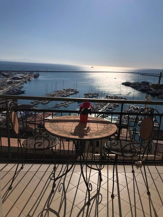 Bed and Breakfast Casa Sul Mare Salerno Exterior foto