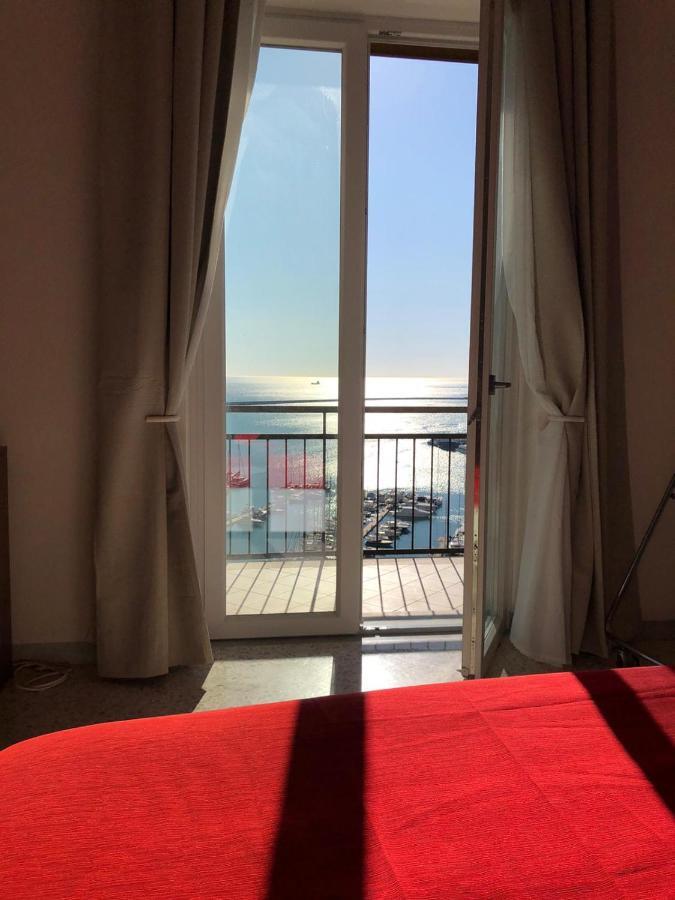 Bed and Breakfast Casa Sul Mare Salerno Exterior foto