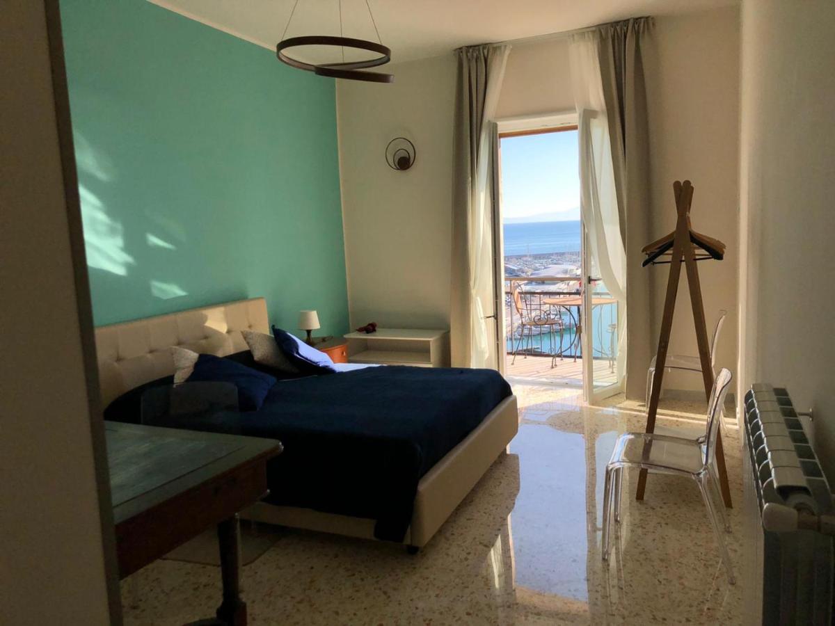 Bed and Breakfast Casa Sul Mare Salerno Exterior foto